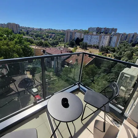 Park 2, Mirijevo, Serbia アパート ベオグラード